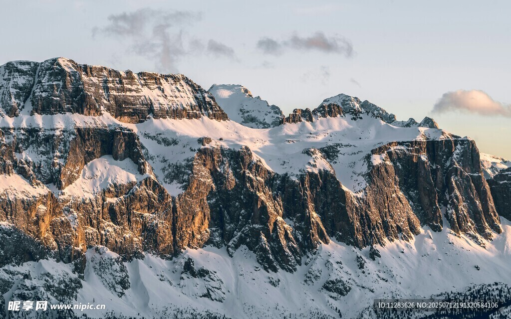 壮丽雪山美景