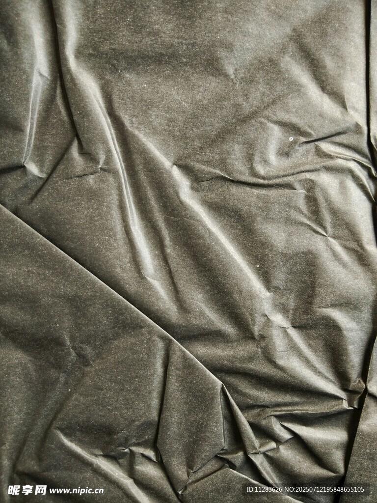 褶皱的灰色布料