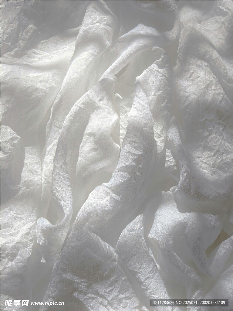 白色褶皱布料纹理特写