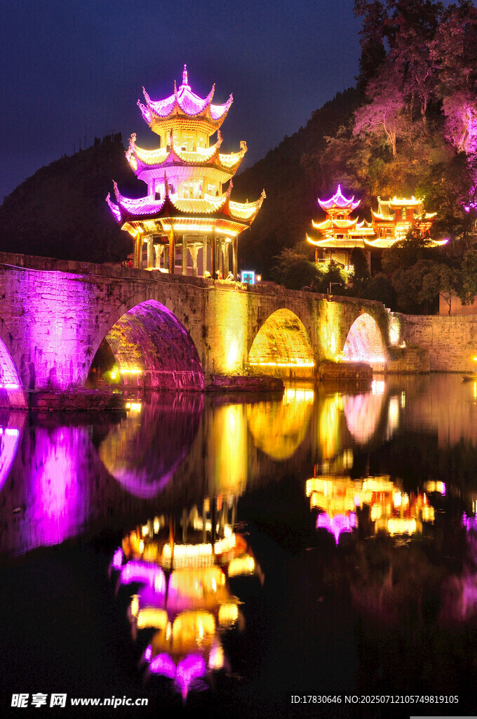 宝塔夜景