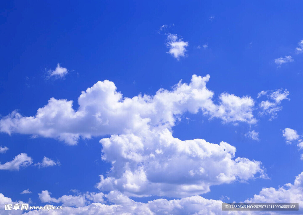 蓝天白云美景