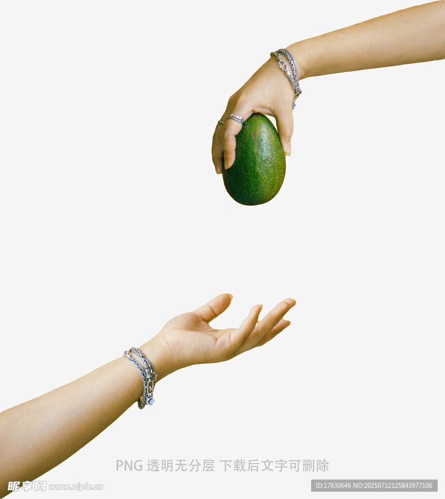 双手传递青果瞬间