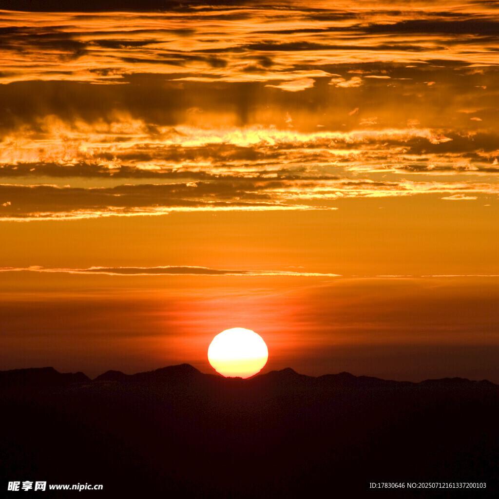壮丽夕阳西下美景