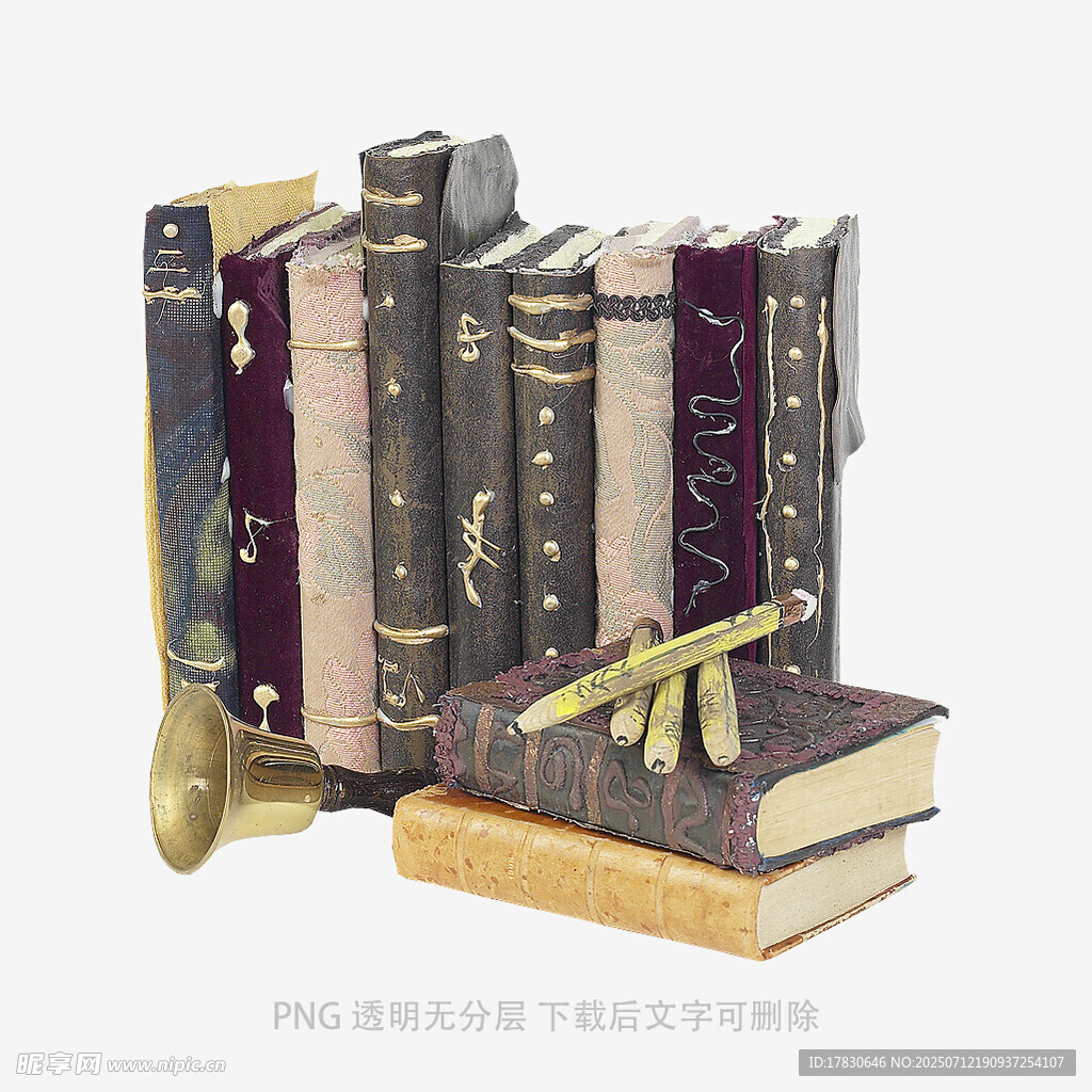 复古书籍与黄铜摆件组合