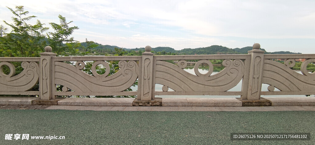 中式雕花石栏杆