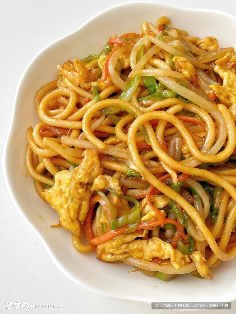 美味鸡蛋炒面