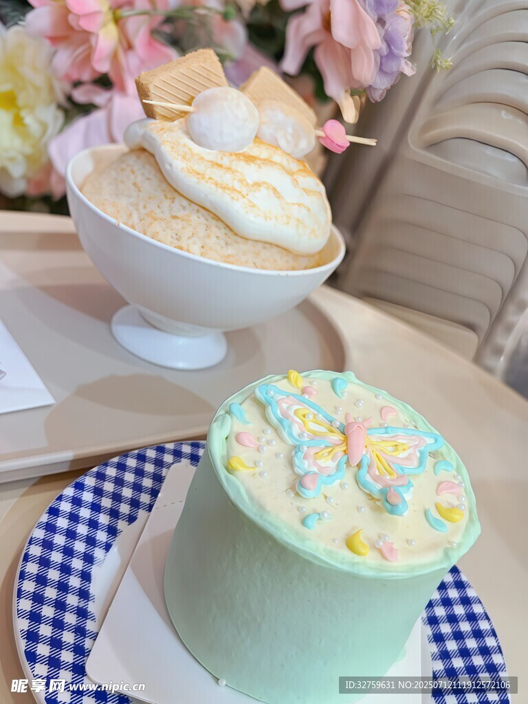 精致甜品组合 