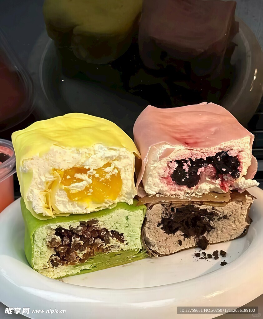 多彩美味夹心糕点