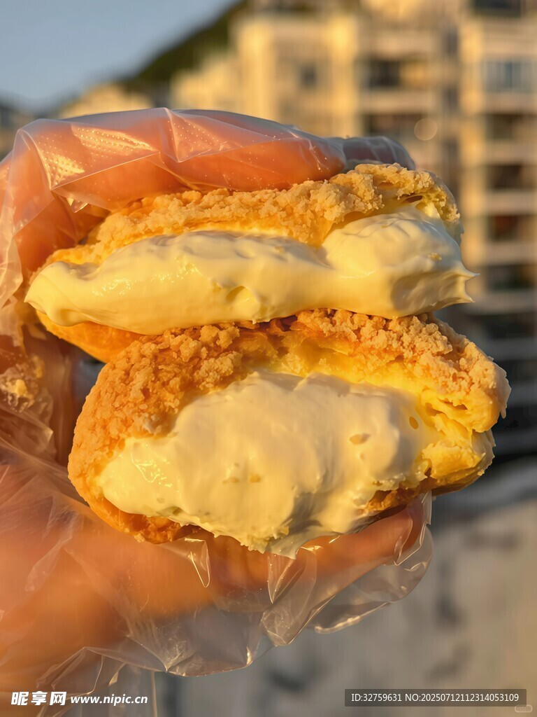 美味夹心糕点诱人展示