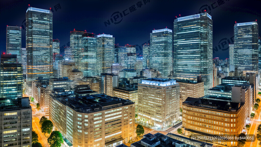 户外建筑照明 城市繁华的街道 