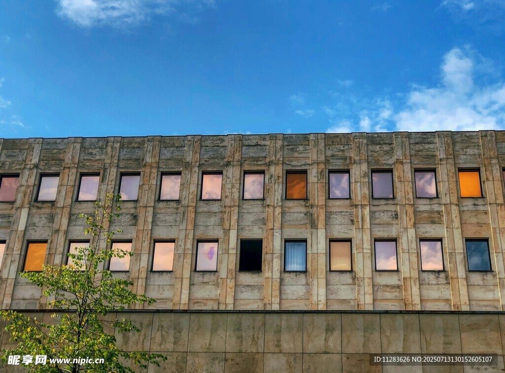 多层建筑外观
