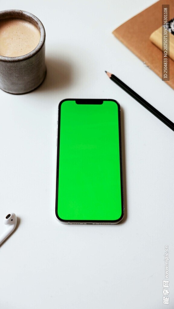 绿屏手机及周边办公用品