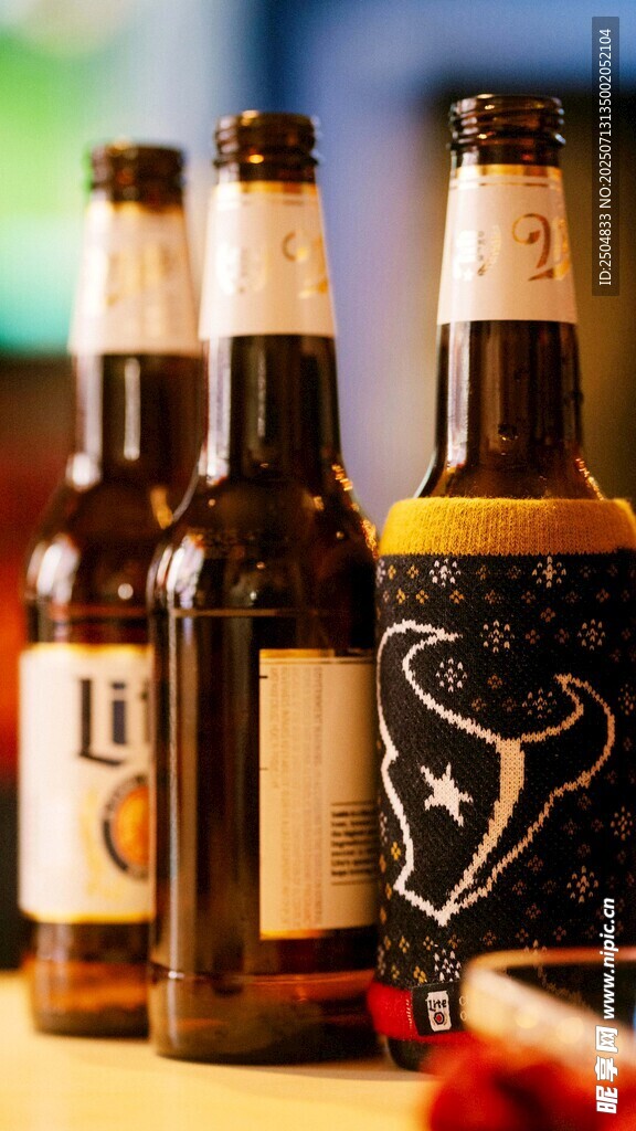 多样啤酒瓶展示