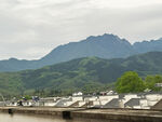 黄山 山间屋顶景观  绿意盎然