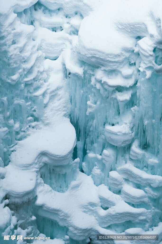 冰雪世界的奇妙冰川景观