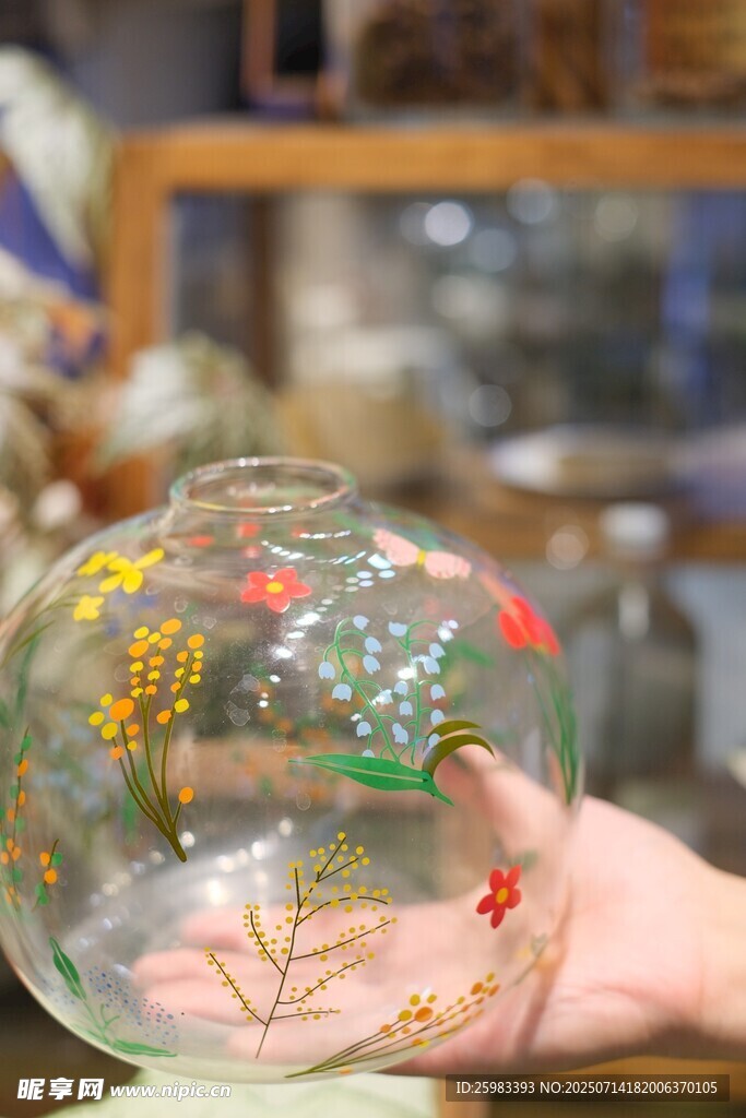 玻璃花瓶