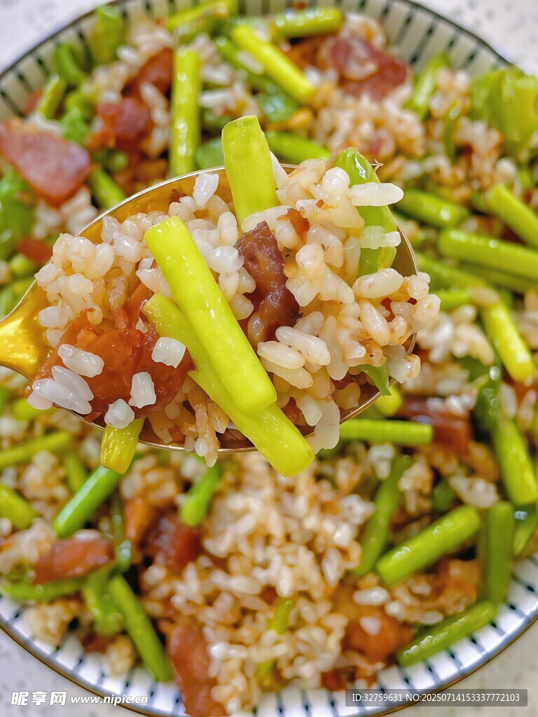 美味火腿芦笋炒饭