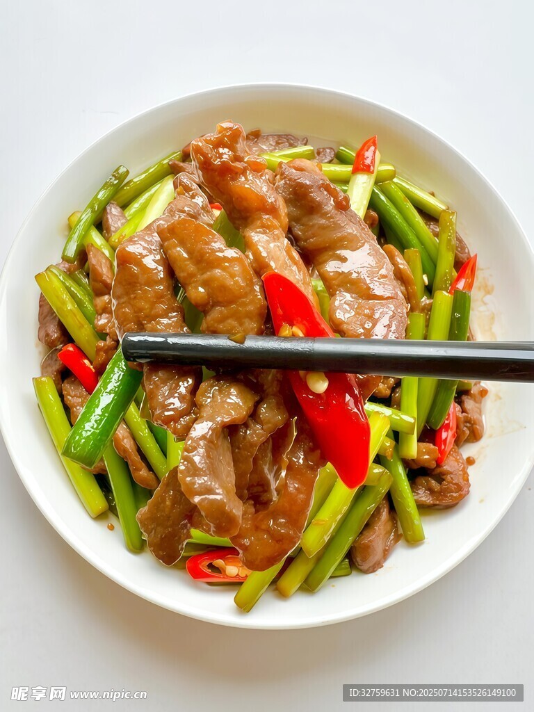尖椒炒猪皮