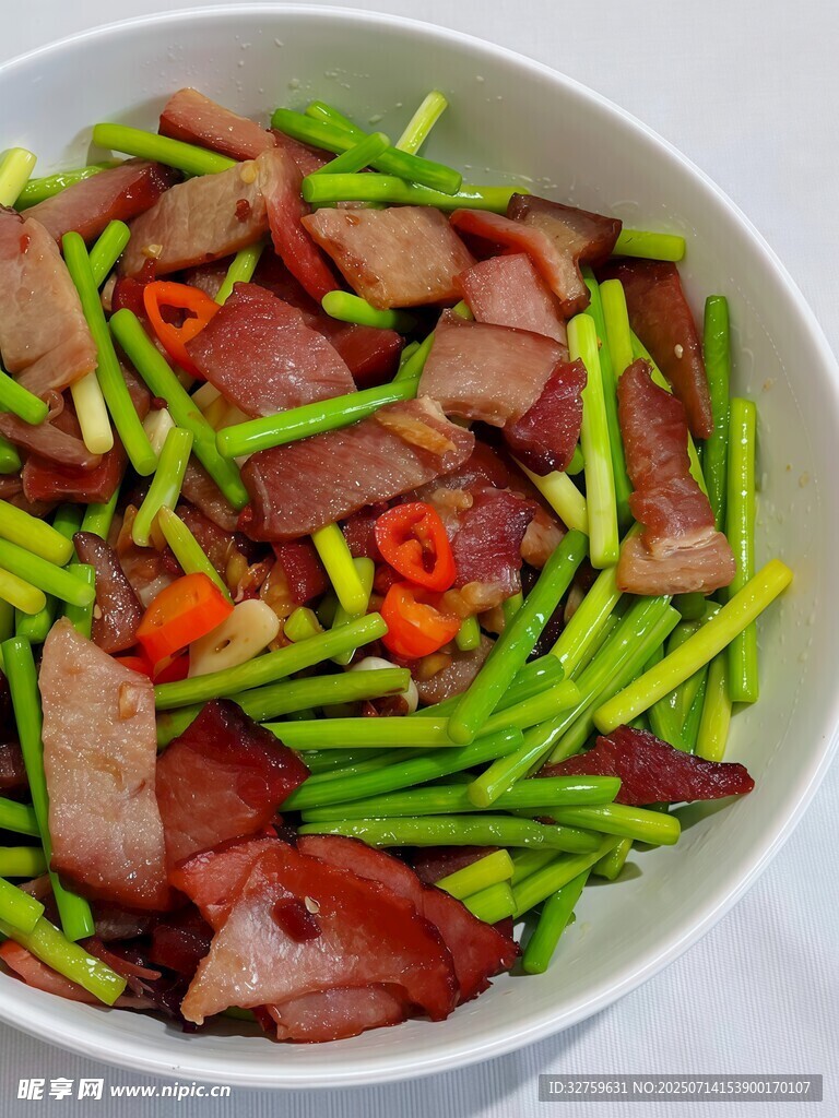蒜苔炒腊肉