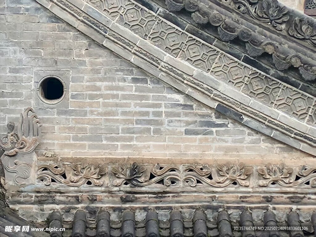 中式古建筑屋檐局部特写