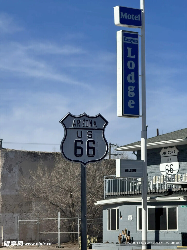 复古66号公路汽车旅馆标识