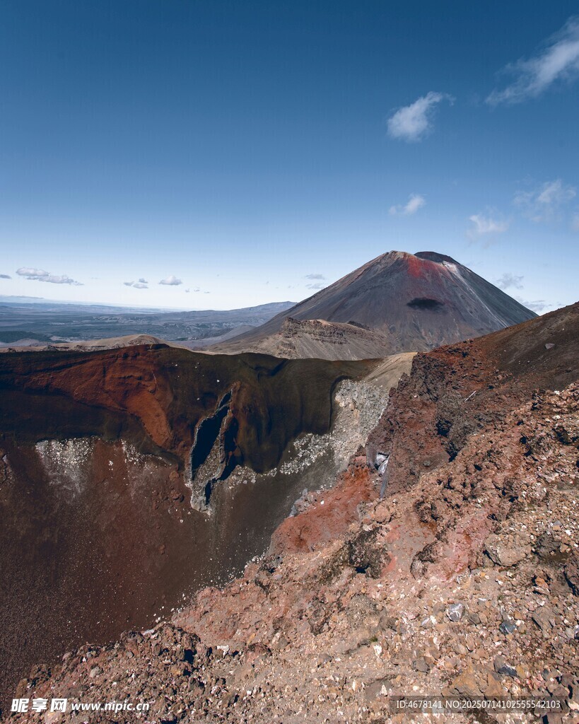 壮丽火山景观