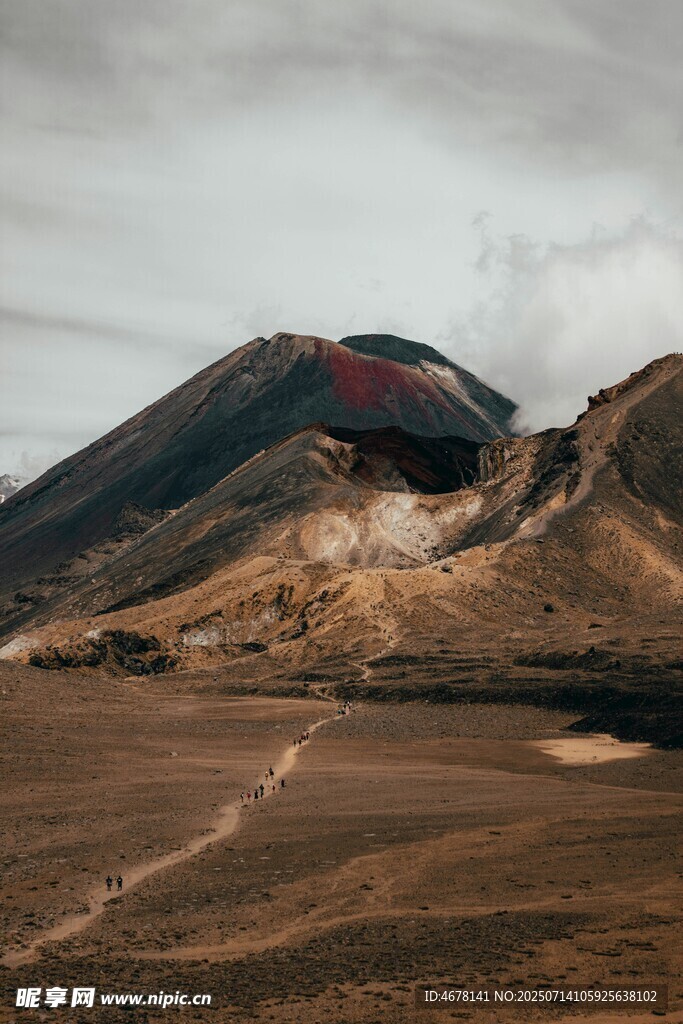 壮丽火山景观