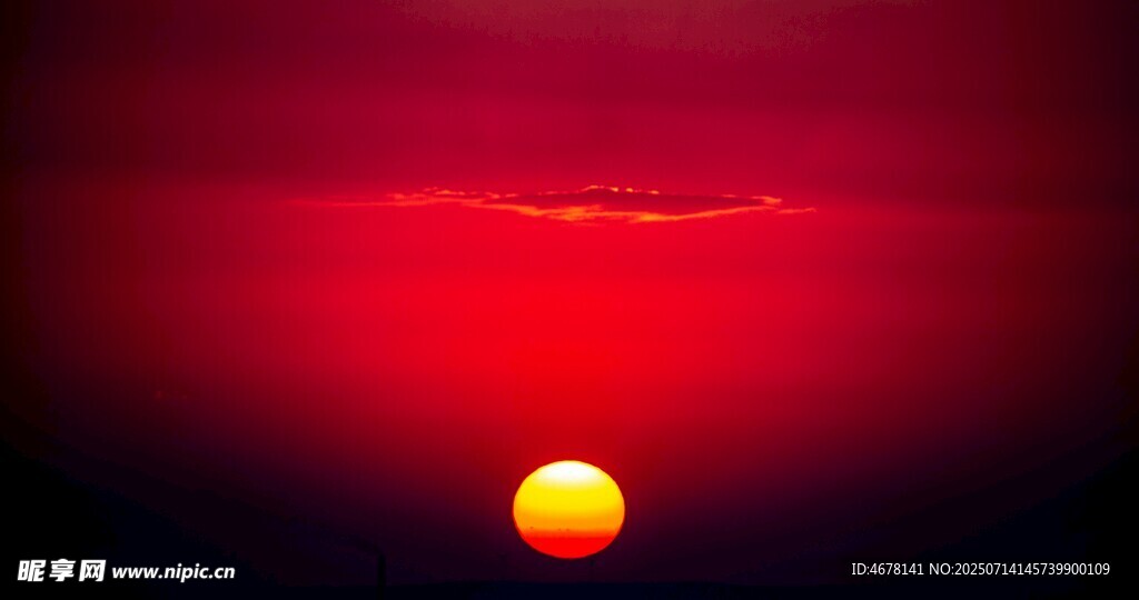 夕阳西下的壮丽景象