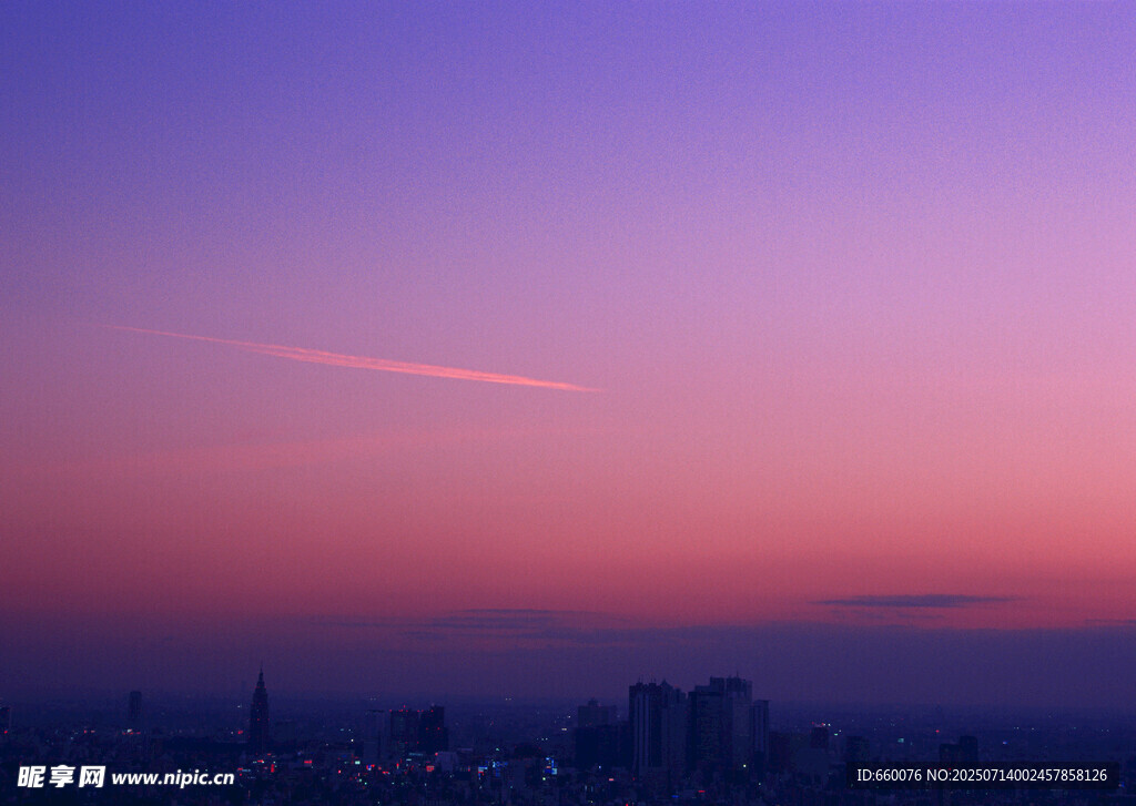 城市黄昏天空美景
