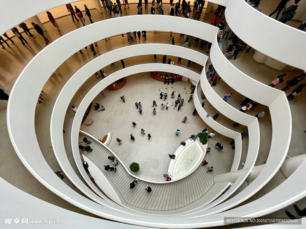螺旋建筑内景