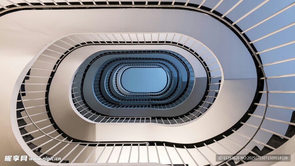 螺旋楼梯的独特建筑景观