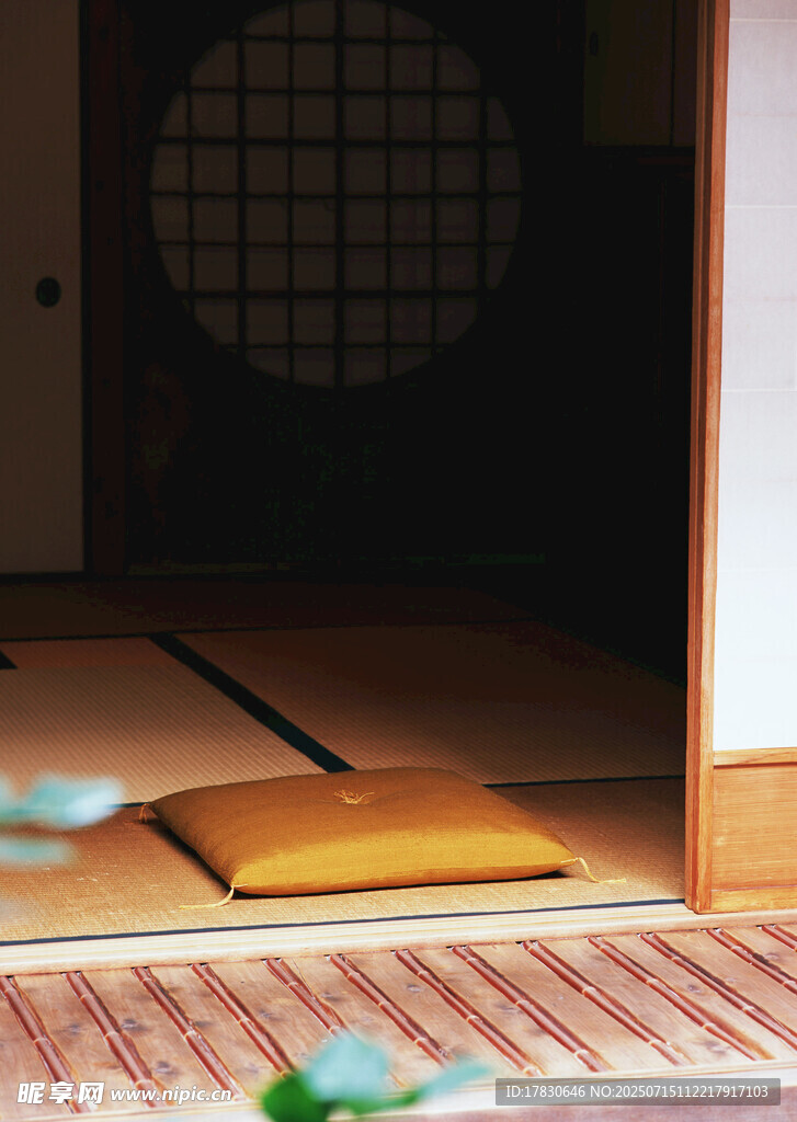日式榻榻米室内温馨场景