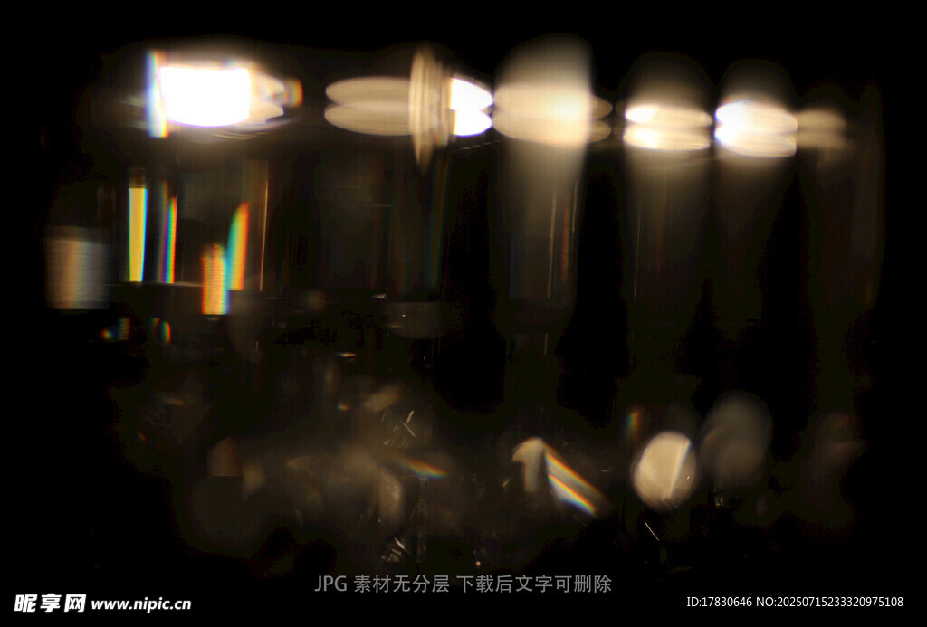 舞台灯光下的模糊场景