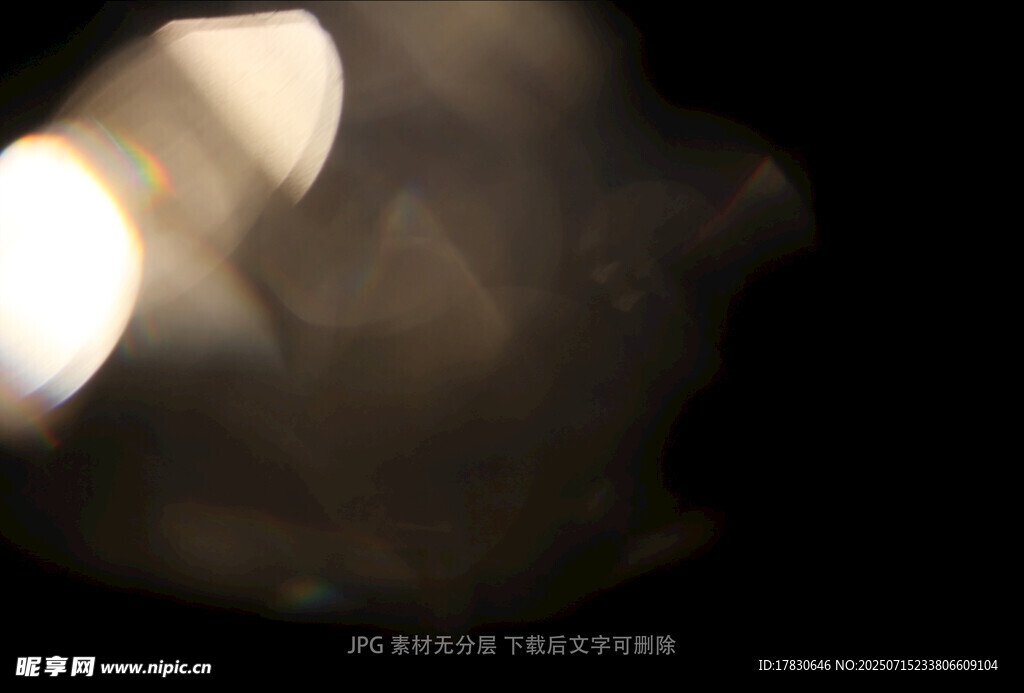 神秘光影下的朦胧景象