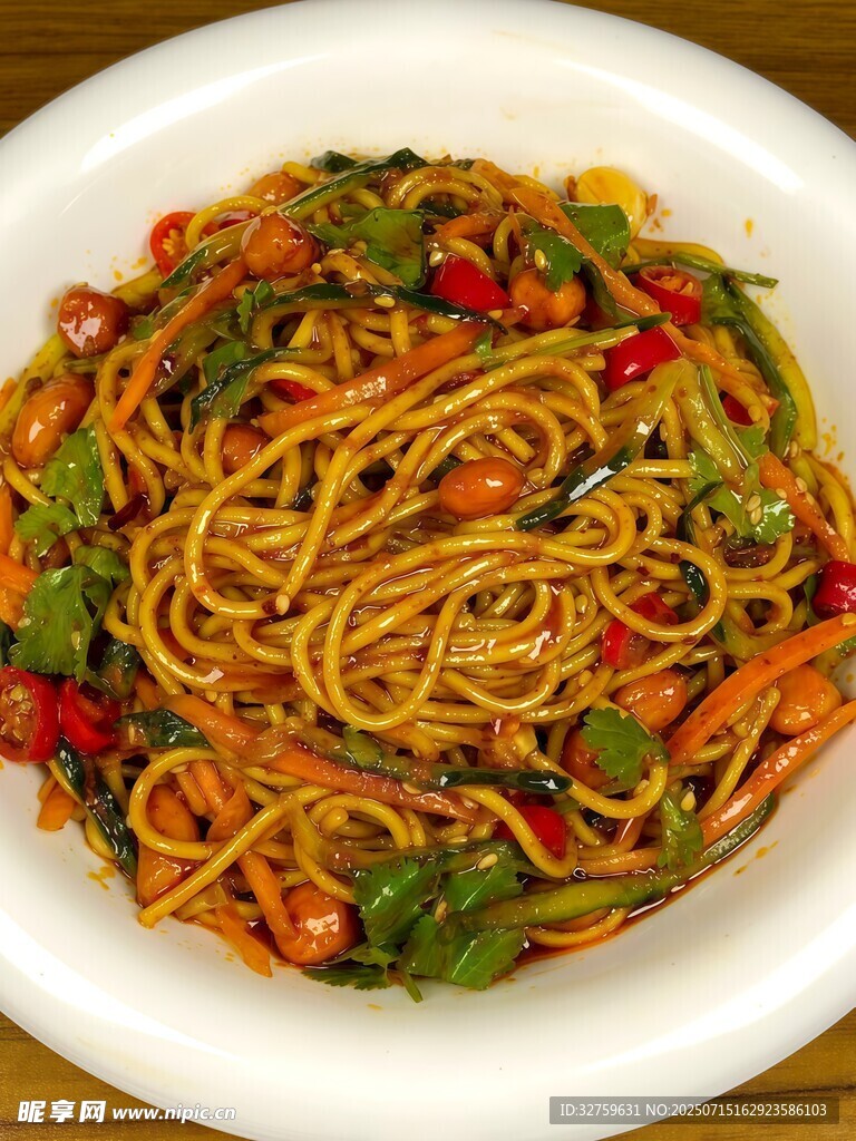 美味多彩凉拌面