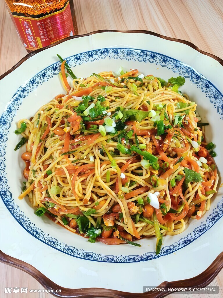 美味炒面 