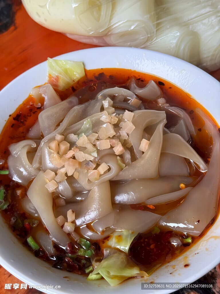 美味红油荞麦面皮
