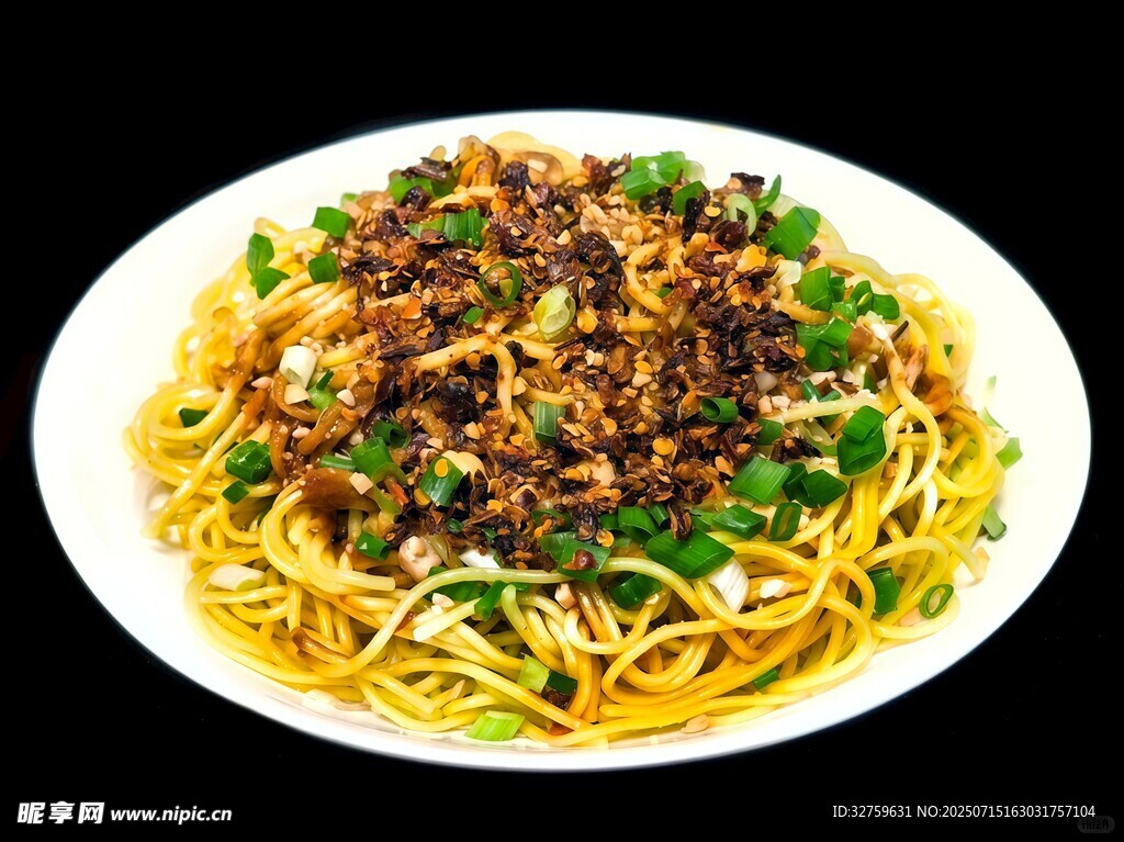 美味肉酱拌面