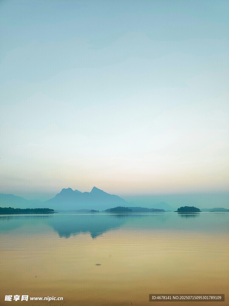 海边日出倒影美景