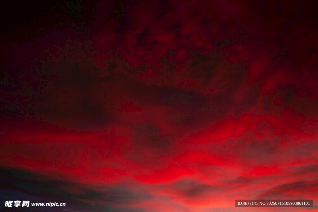 红色梦幻天空景象