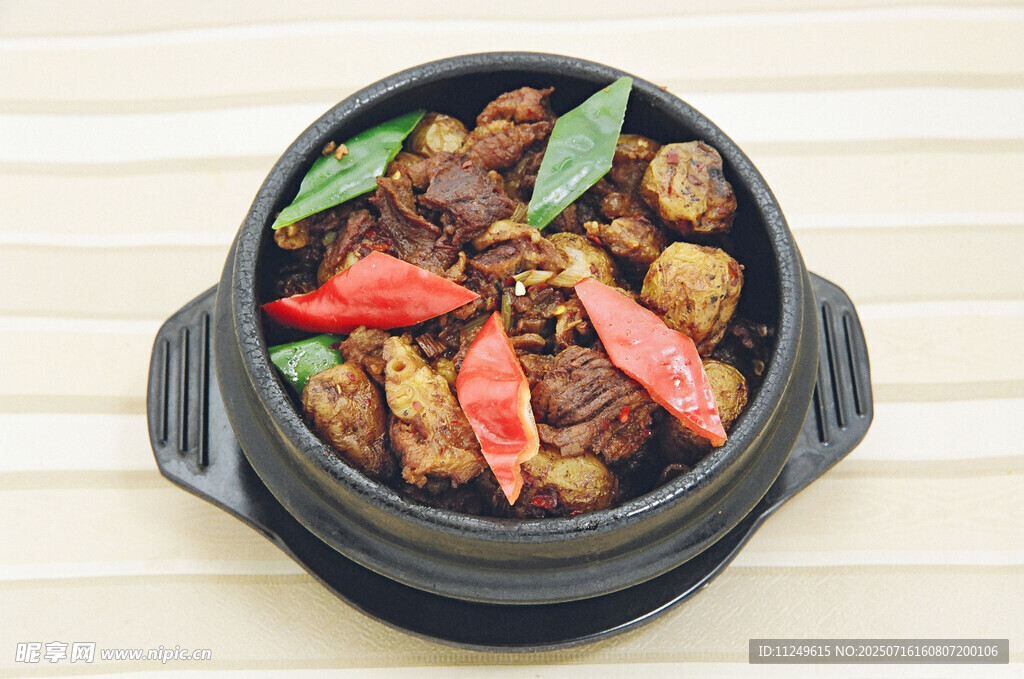 小土豆烧牛肉