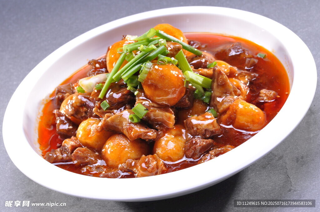 小土豆烧牛肉