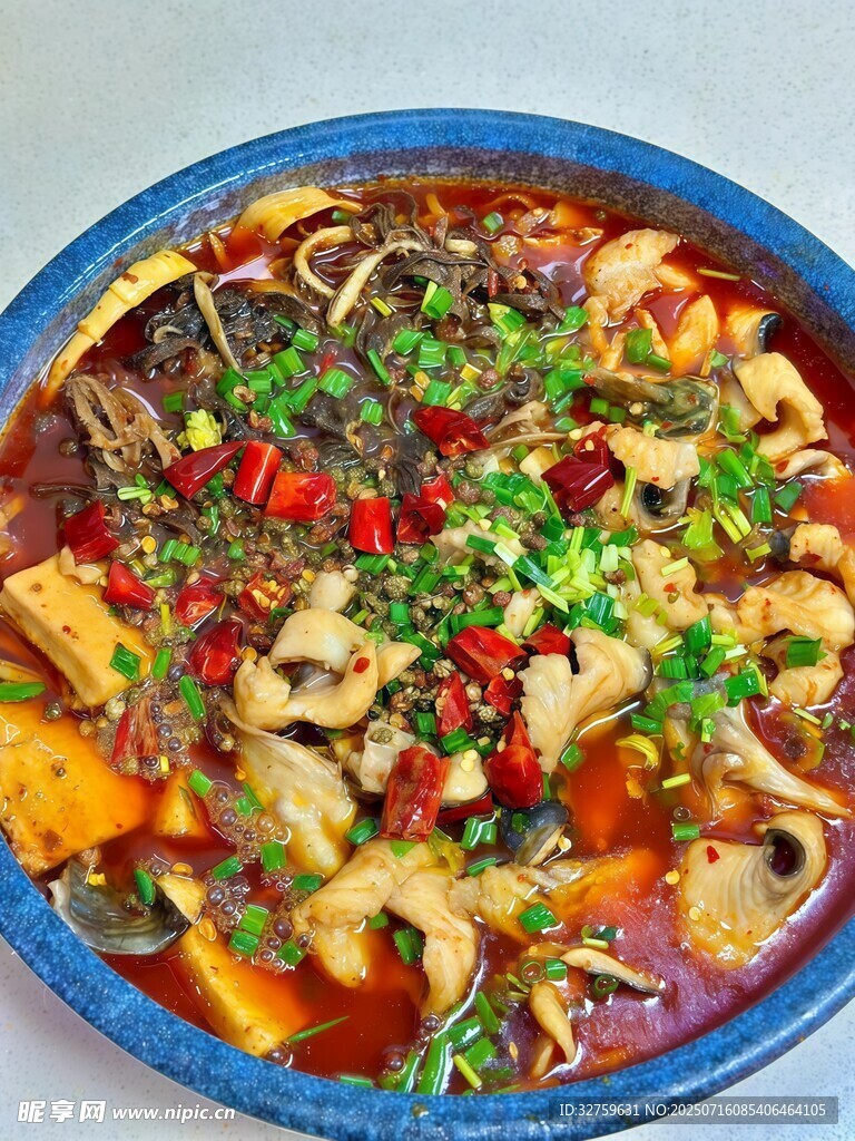 美味麻辣毛血旺鱼片