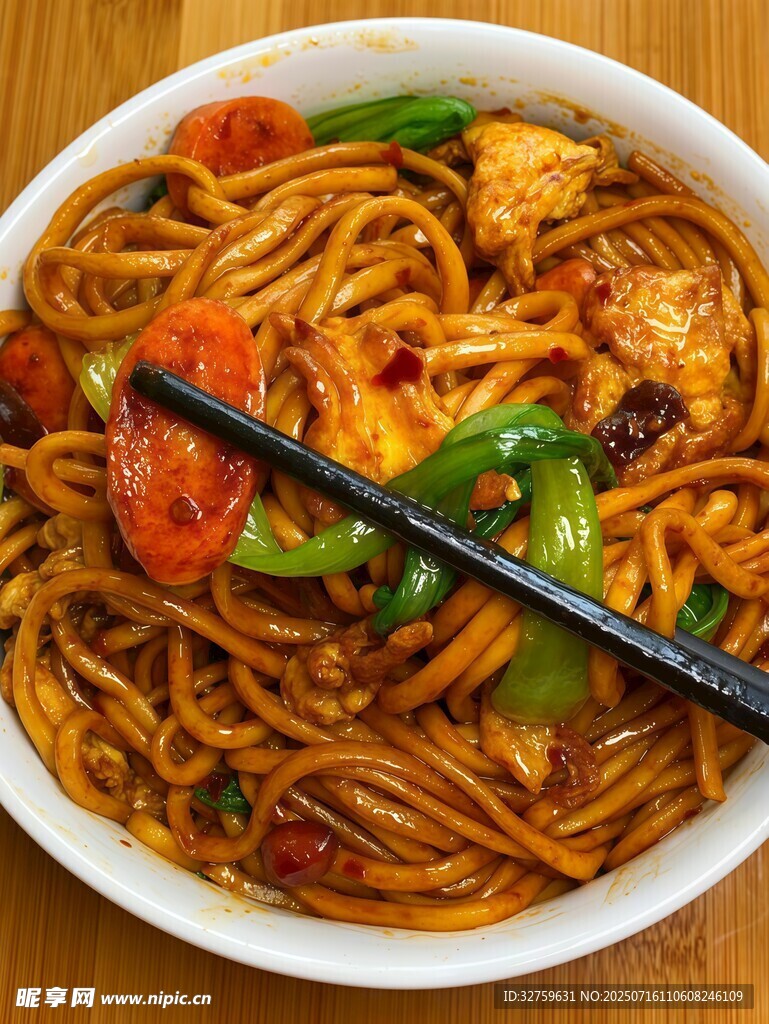 美味番茄鸡蛋拌面