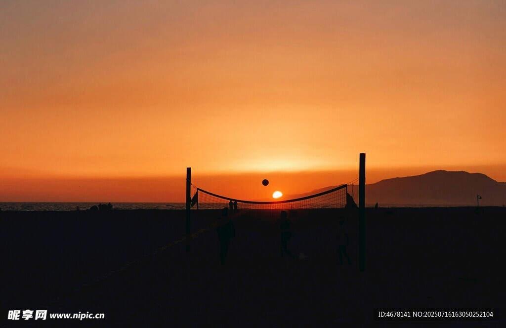 夕阳下的户外美景
