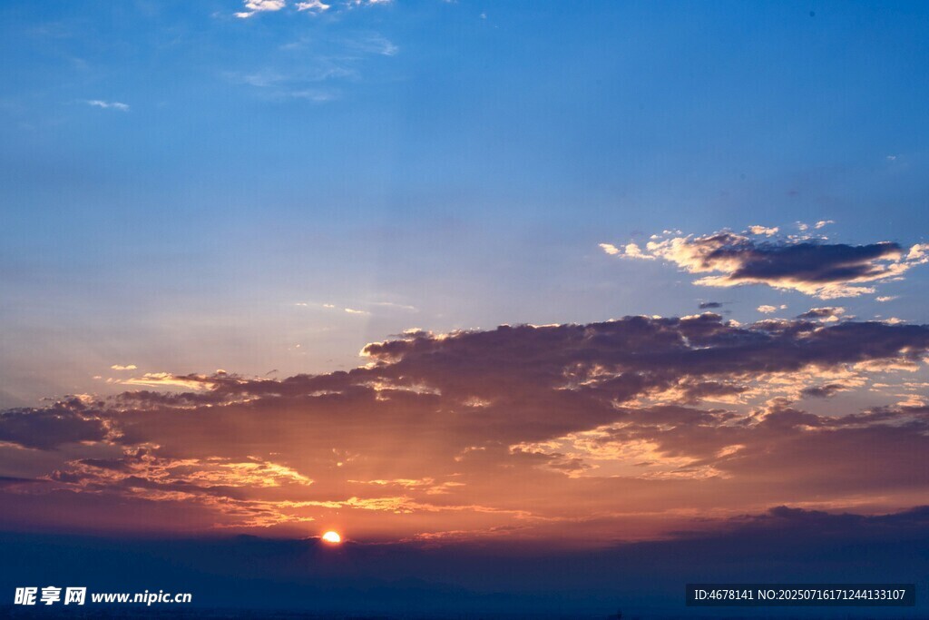 壮丽日落天空美景
