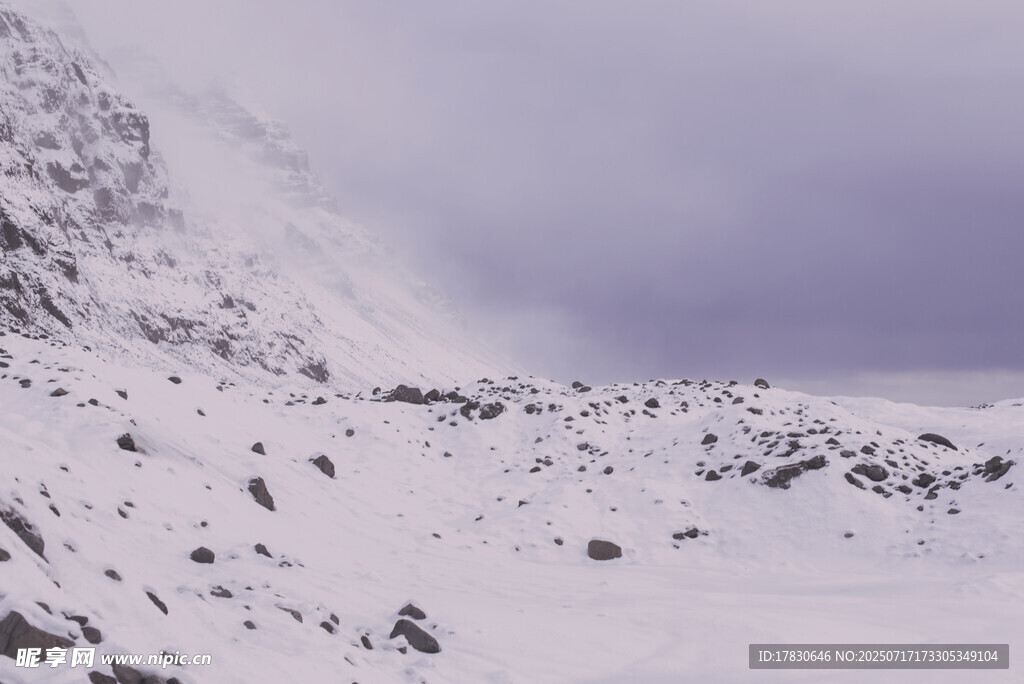 雪山壮丽景致