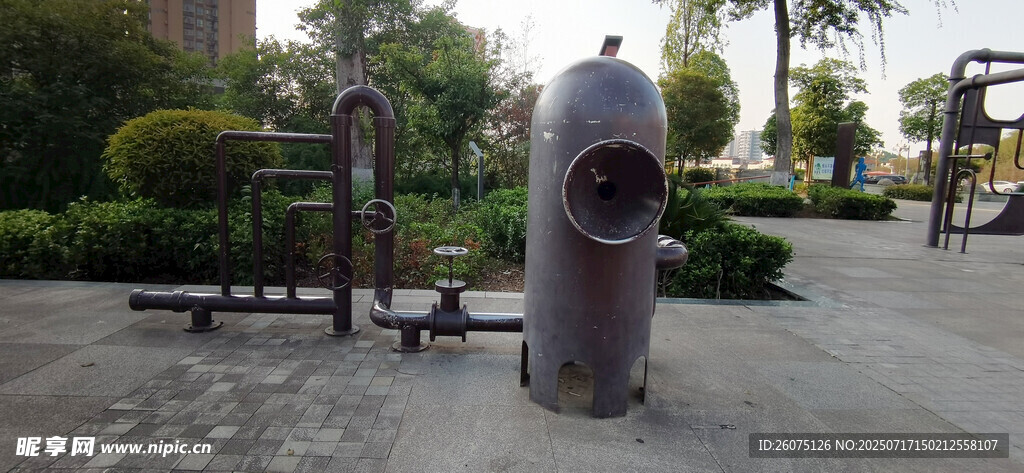 户外健身器材场景
