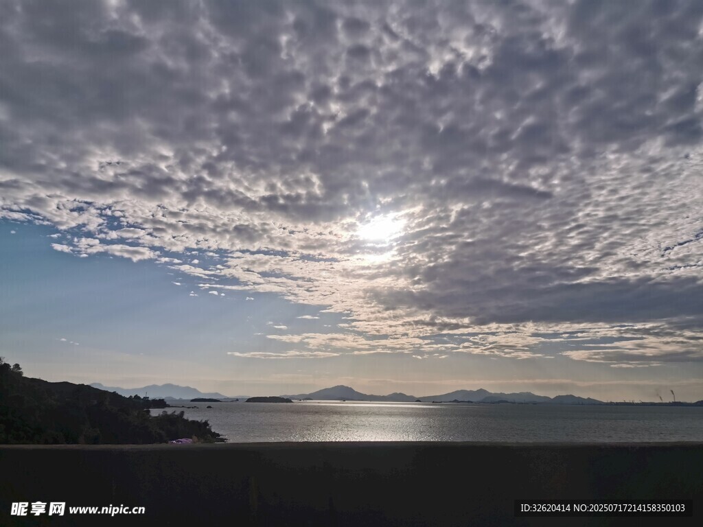 海边日出美景