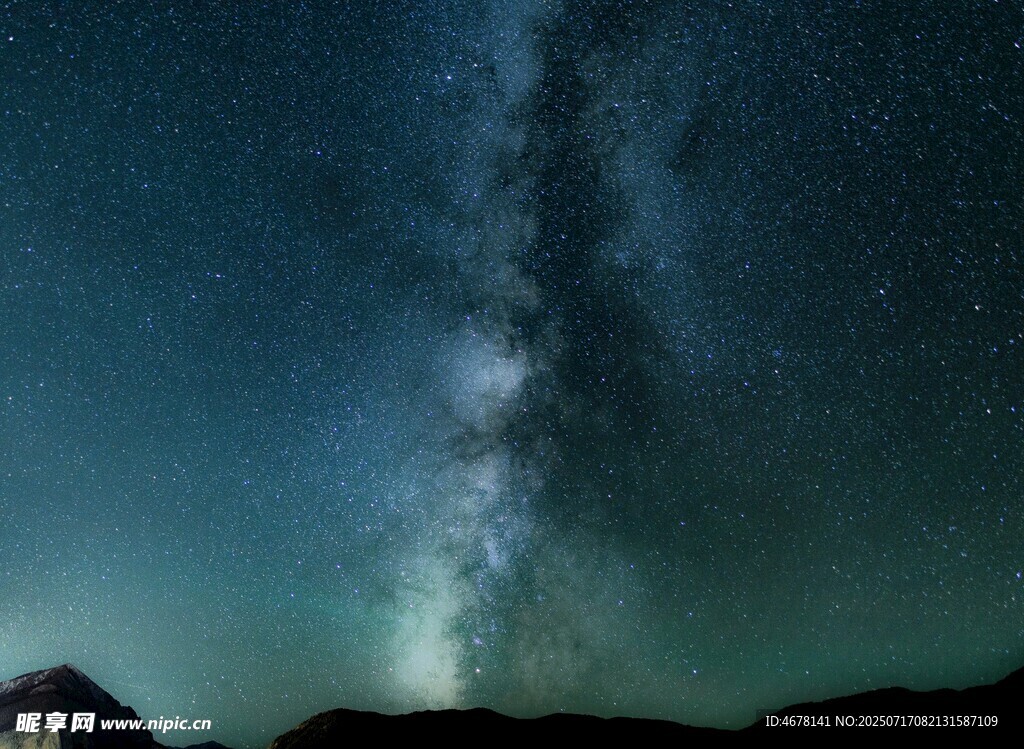 夜空下的璀璨星河